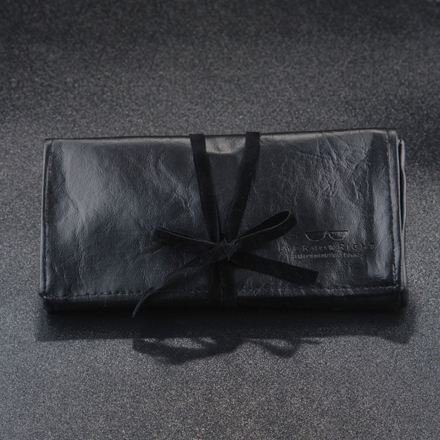 Leatherette Keeper™ in Scroll Black