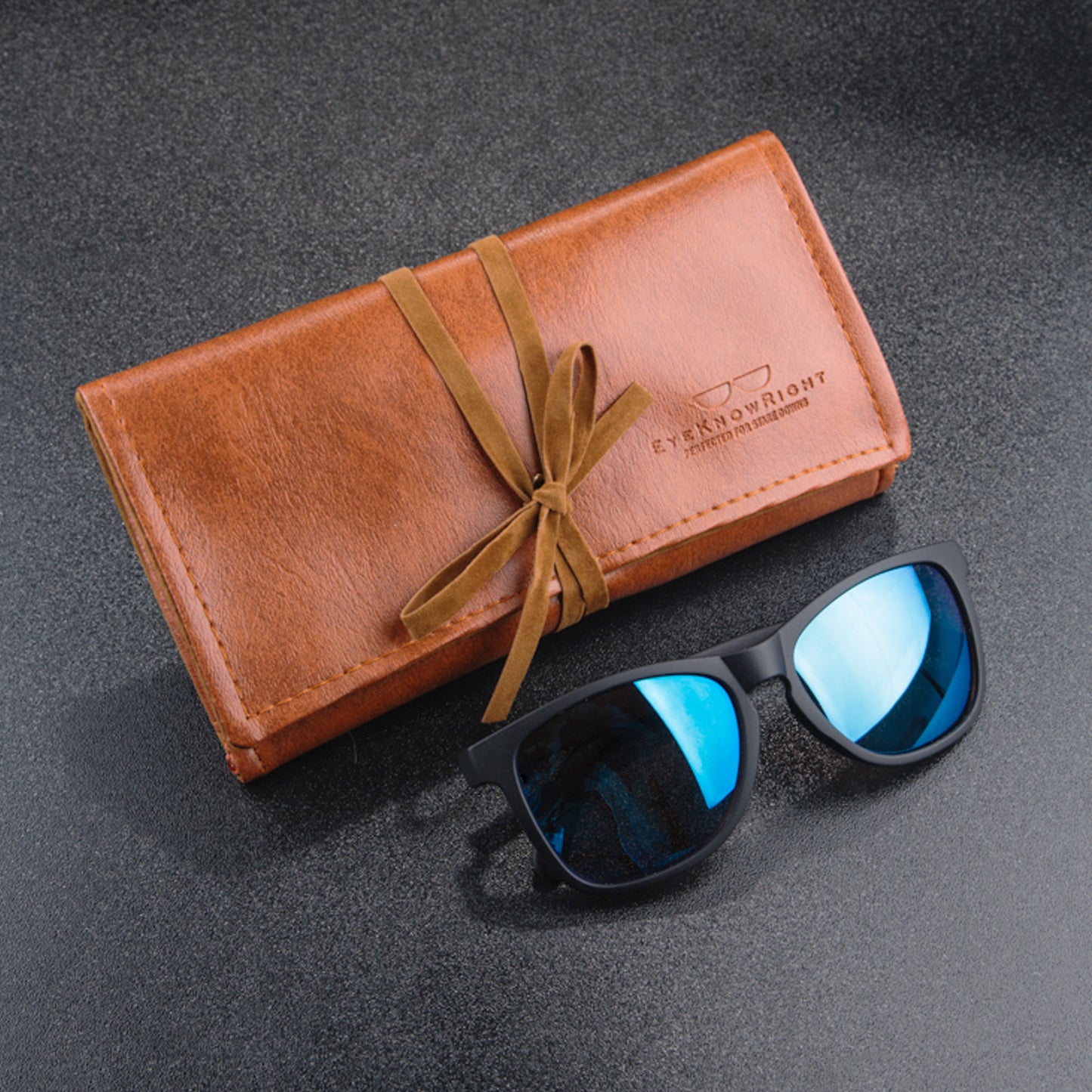 Leatherette Keeper™ in Scroll Tan