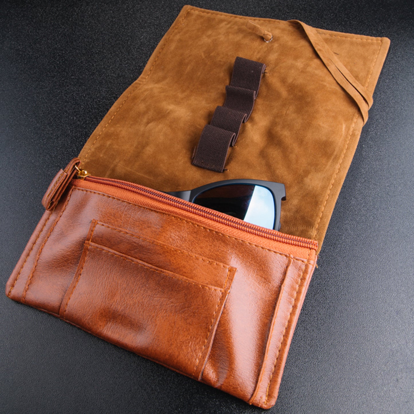 Leatherette Keeper™ in Scroll Tan