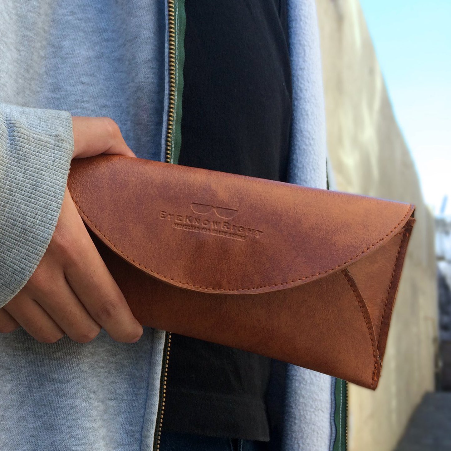 Leatherette Keeper™ vExile in Burnt